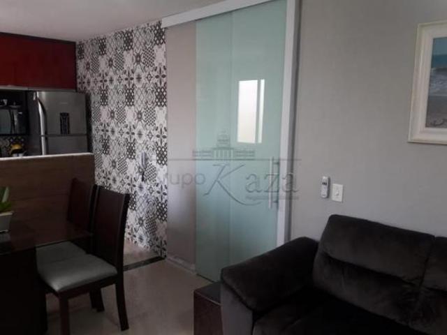 Apartamento venda em Região Imediata de São José dos Campos, Região Metropolitana do Vale do Paraíba e Litoral Norte
