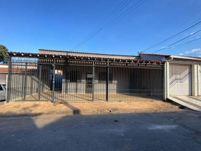Casa venda em Região Geográfica Imediata do Distrito Federal, Região Integrada de Desenvolvimento do Distrito Federal e Entorno