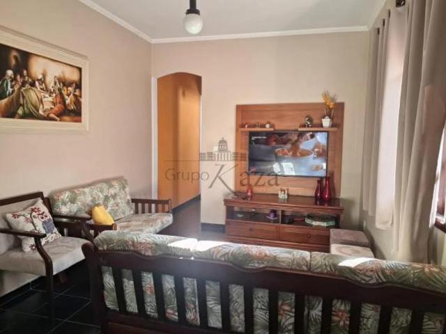 Casa venda em Região Imediata de São José dos Campos, Região Metropolitana do Vale do Paraíba e Litoral Norte
