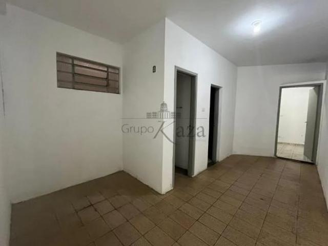 Casa venda em Região Imediata de São José dos Campos, Região Metropolitana do Vale do Paraíba e Litoral Norte