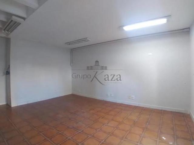 Casa venda em Região Imediata de São José dos Campos, Região Metropolitana do Vale do Paraíba e Litoral Norte