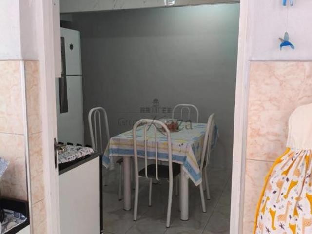 Casa venda em Região Imediata de São José dos Campos, Região Metropolitana do Vale do Paraíba e Litoral Norte