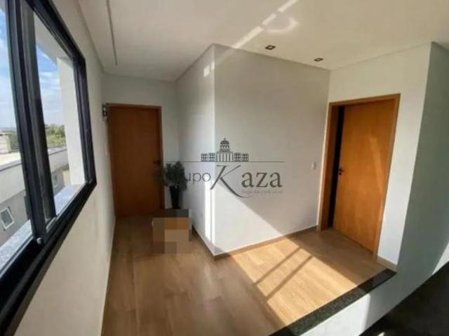 Casa venda em Região Imediata de São José dos Campos, Região Metropolitana do Vale do Paraíba e Litoral Norte