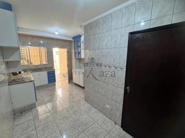 Casa venda em Região Imediata de São José dos Campos, Região Metropolitana do Vale do Paraíba e Litoral Norte