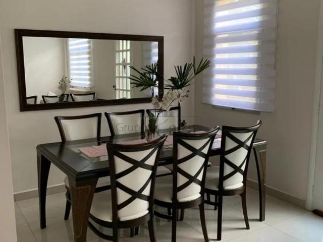 Casa venda em Região Imediata de São José dos Campos, Região Metropolitana do Vale do Paraíba e Litoral Norte