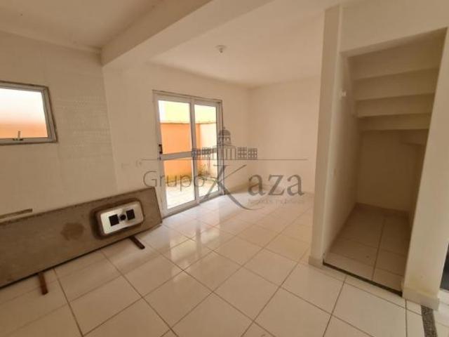 Casa venda em Região Imediata de São José dos Campos, Região Metropolitana do Vale do Paraíba e Litoral Norte