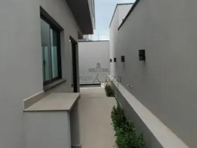 Casa venda em Região Imediata de São José dos Campos, Região Metropolitana do Vale do Paraíba e Litoral Norte