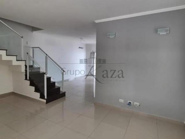 Casa venda em Região Imediata de São José dos Campos, Região Metropolitana do Vale do Paraíba e Litoral Norte