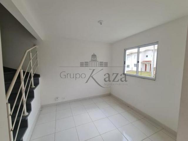 Casa venda em Região Imediata de São José dos Campos, Região Metropolitana do Vale do Paraíba e Litoral Norte