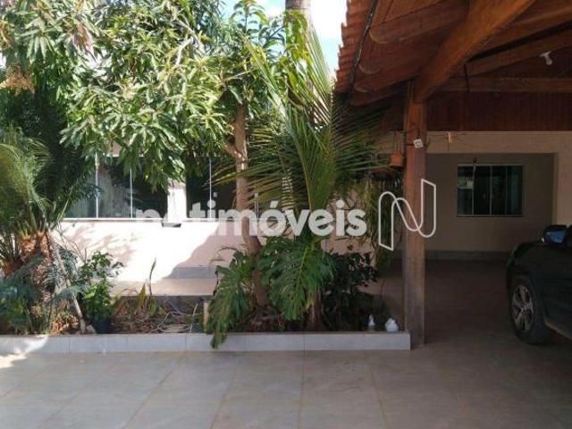 Casa venda em Região Geográfica Imediata do Distrito Federal, Região Integrada de Desenvolvimento do Distrito Federal e Entorno