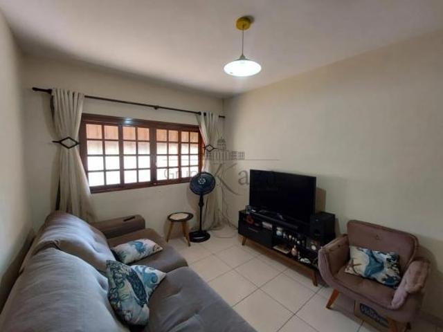Casa venda em Região Imediata de São José dos Campos, Região Metropolitana do Vale do Paraíba e Litoral Norte
