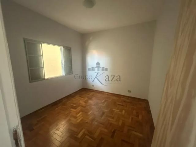 Casa aluguel em Região Imediata de São José dos Campos, Região Metropolitana do Vale do Paraíba e Litoral Norte