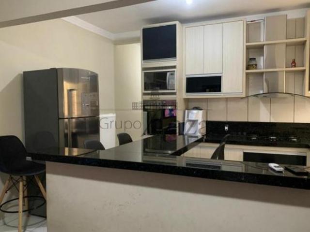 Casa venda em Região Imediata de São José dos Campos, Região Metropolitana do Vale do Paraíba e Litoral Norte