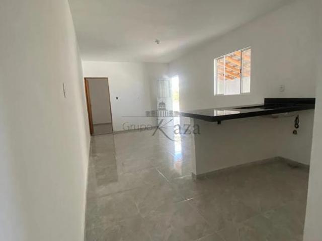 Casa venda em Região Imediata de São José dos Campos, Região Metropolitana do Vale do Paraíba e Litoral Norte