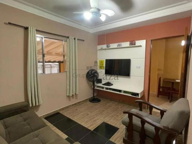 Casa venda em Região Imediata de São José dos Campos, Região Metropolitana do Vale do Paraíba e Litoral Norte