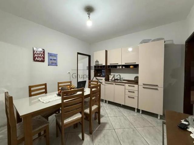 Casa venda em Região Imediata de São José dos Campos, Região Metropolitana do Vale do Paraíba e Litoral Norte