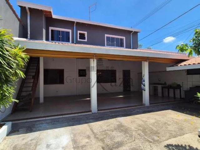 Casa venda em Região Imediata de São José dos Campos, Região Metropolitana do Vale do Paraíba e Litoral Norte