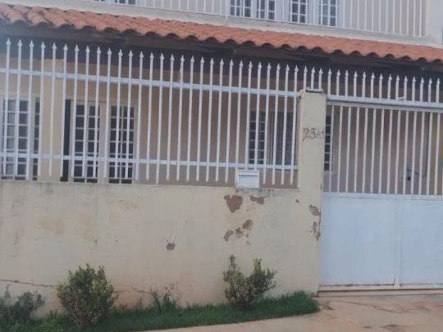Casa venda em Região Geográfica Imediata do Distrito Federal, Região Integrada de Desenvolvimento do Distrito Federal e Entorno