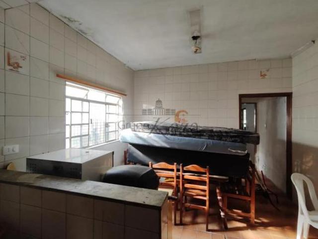 Casa venda em Região Imediata de São José dos Campos, Região Metropolitana do Vale do Paraíba e Litoral Norte