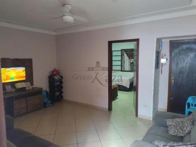 Casa venda em Região Imediata de São José dos Campos, Região Metropolitana do Vale do Paraíba e Litoral Norte