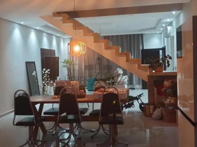 Casa venda em Região Imediata de São José dos Campos, Região Metropolitana do Vale do Paraíba e Litoral Norte