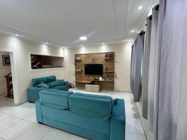 Casa venda em Região Imediata de São José dos Campos, Região Metropolitana do Vale do Paraíba e Litoral Norte