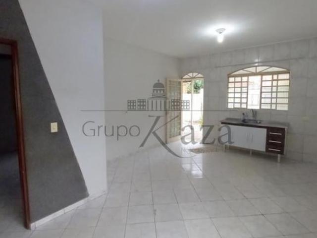 Casa venda em Jardim Ismênia, São José dos Campos