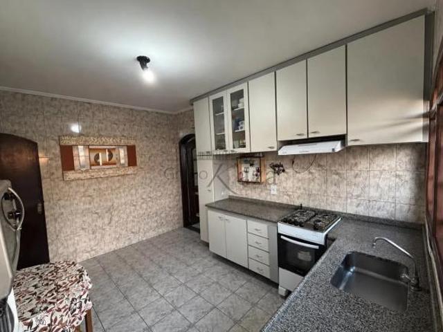 Casa venda em Região Imediata de São José dos Campos, Região Metropolitana do Vale do Paraíba e Litoral Norte