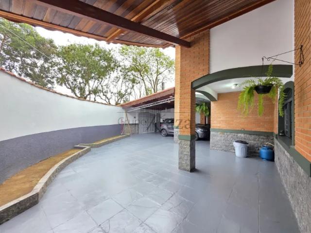 Casa venda em Região Imediata de São José dos Campos, Região Metropolitana do Vale do Paraíba e Litoral Norte