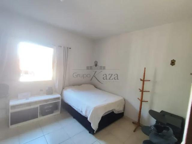 Casa aluguel em Região Imediata de São José dos Campos, Região Metropolitana do Vale do Paraíba e Litoral Norte