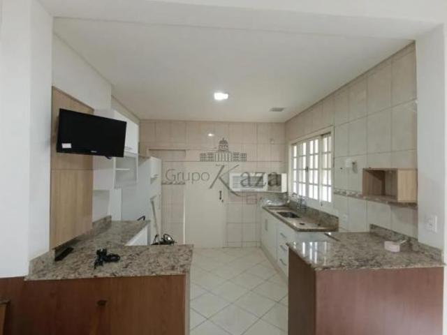 Casa venda em Região Imediata de São José dos Campos, Região Metropolitana do Vale do Paraíba e Litoral Norte