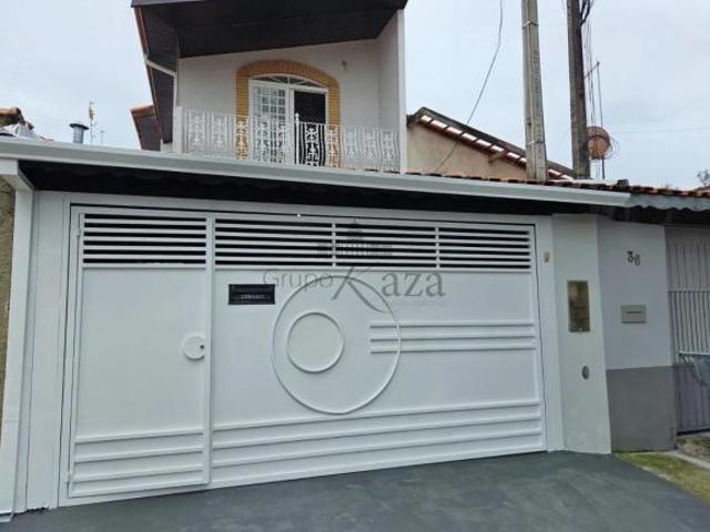 Casa venda em Região Imediata de São José dos Campos, Região Metropolitana do Vale do Paraíba e Litoral Norte