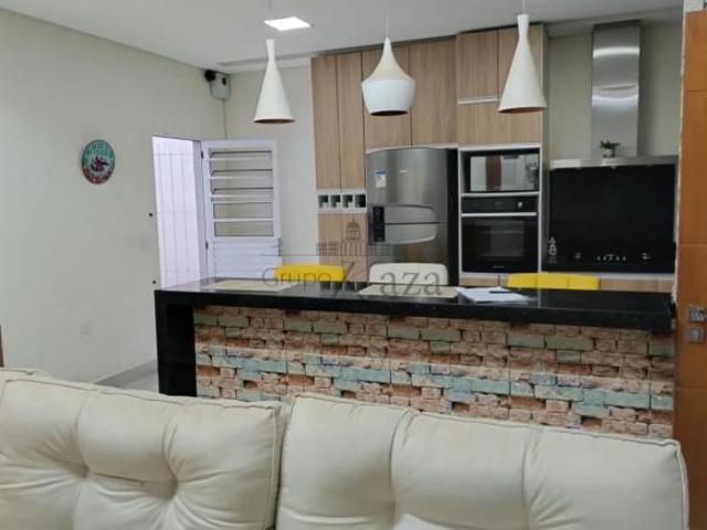 Casa venda em Região Imediata de São José dos Campos, Região Metropolitana do Vale do Paraíba e Litoral Norte