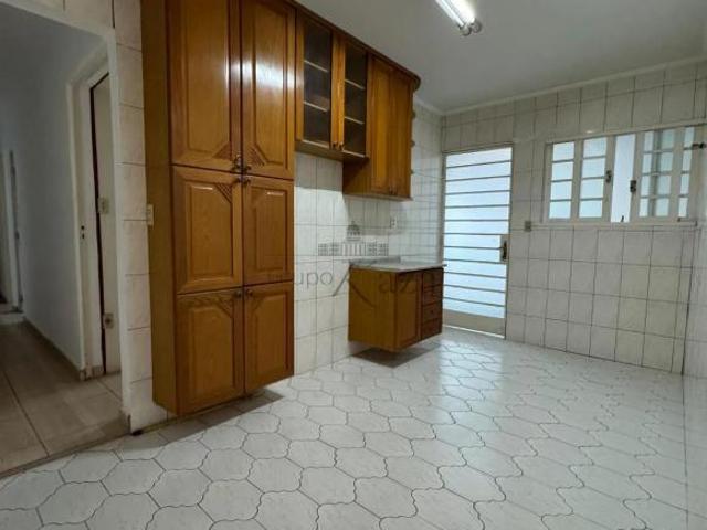 Casa venda em Região Imediata de São José dos Campos, Região Metropolitana do Vale do Paraíba e Litoral Norte