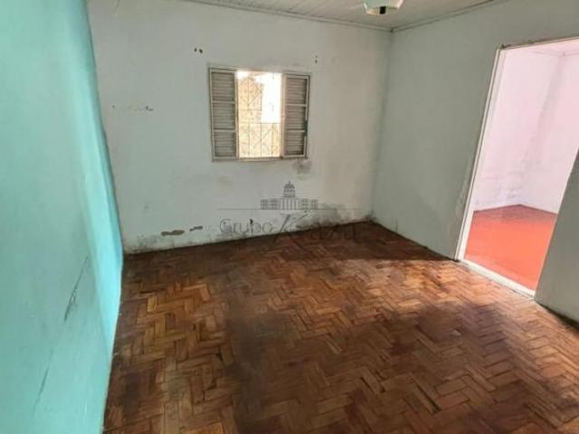Casa venda em Região Imediata de São José dos Campos, Região Metropolitana do Vale do Paraíba e Litoral Norte