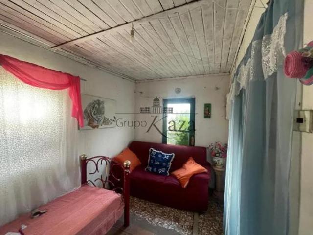 Casa venda em Região Imediata de São José dos Campos, Região Metropolitana do Vale do Paraíba e Litoral Norte