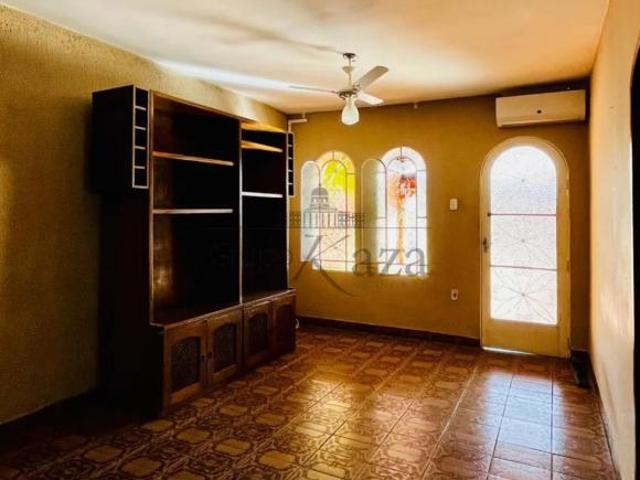 Casa venda em Região Imediata de São José dos Campos, Região Metropolitana do Vale do Paraíba e Litoral Norte