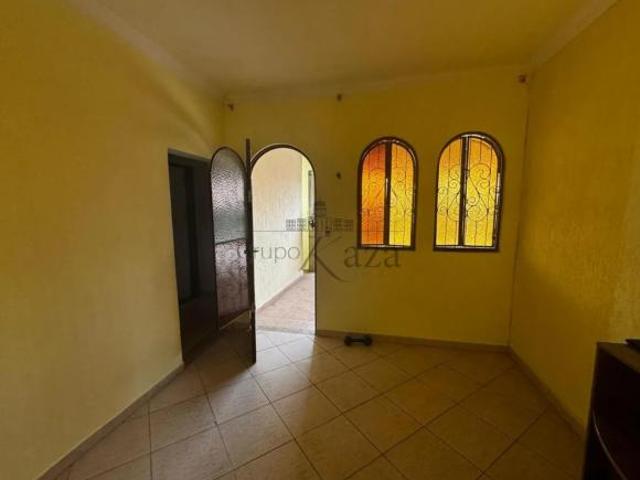 Casa venda em Região Imediata de São José dos Campos, Região Metropolitana do Vale do Paraíba e Litoral Norte
