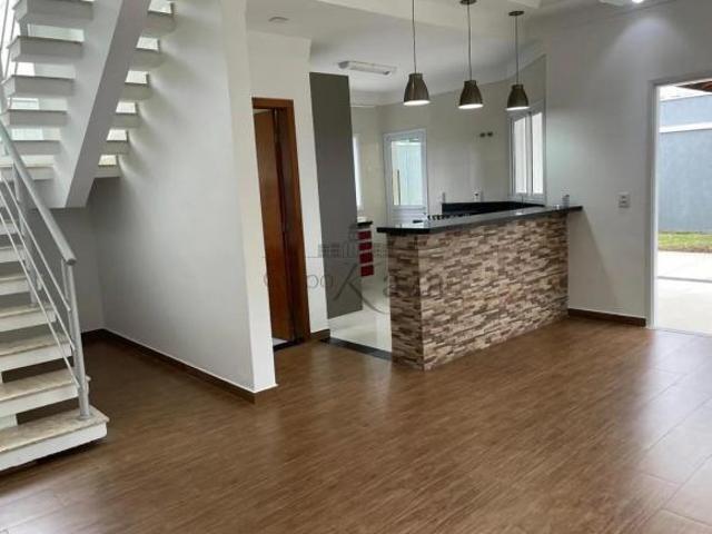 Casa venda em Região Imediata de São José dos Campos, Região Metropolitana do Vale do Paraíba e Litoral Norte
