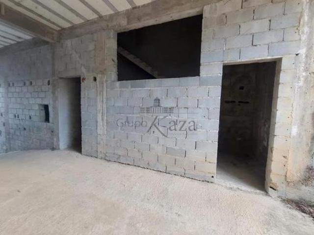 Casa venda em Região Imediata de São José dos Campos, Região Metropolitana do Vale do Paraíba e Litoral Norte