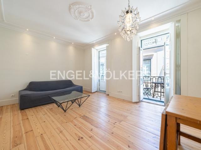 Apartamento alugar em Santo António, Lisboa