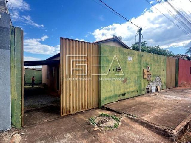 Casa venda em Região Geográfica Imediata de Águas Lindas de Goiás, Região Integrada de Desenvolvimento do Distrito Federal e Entorno
