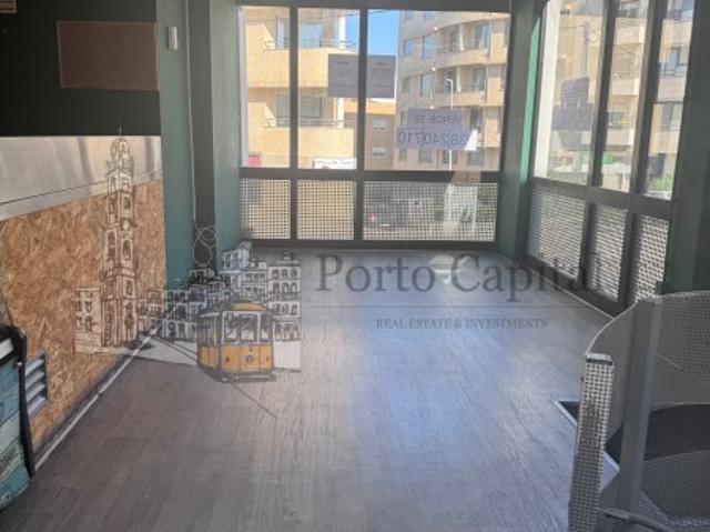 Loja venda em Gondomar, Porto