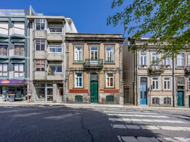 Armazém venda em Porto