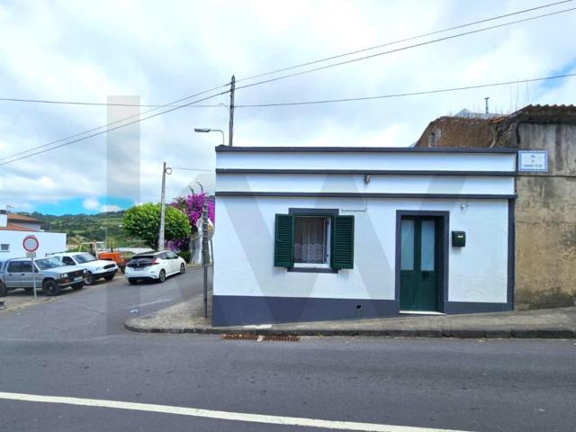 Casa venda em Açores, Água De Pau