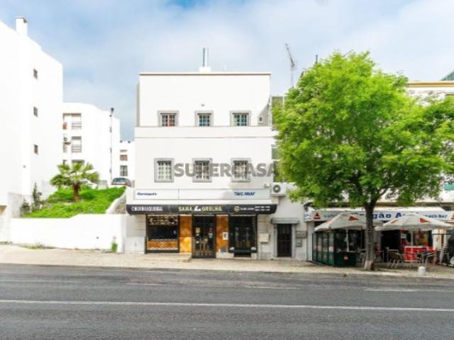 Prédio venda em Almada, Setúbal