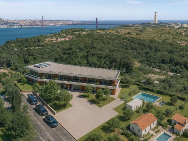 Terreno venda em Costas de Cão, Almada