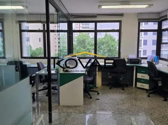 Ponto Comercial aluguel em Região Imediata de São Paulo, Região Metropolitana de São Paulo