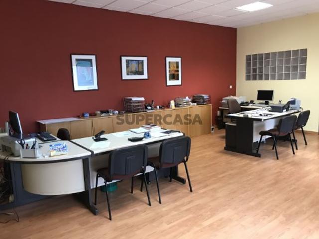 Armazém venda em Lagoa, Faro