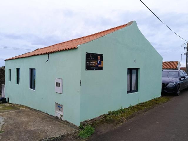 Casa venda em Açores, Velas